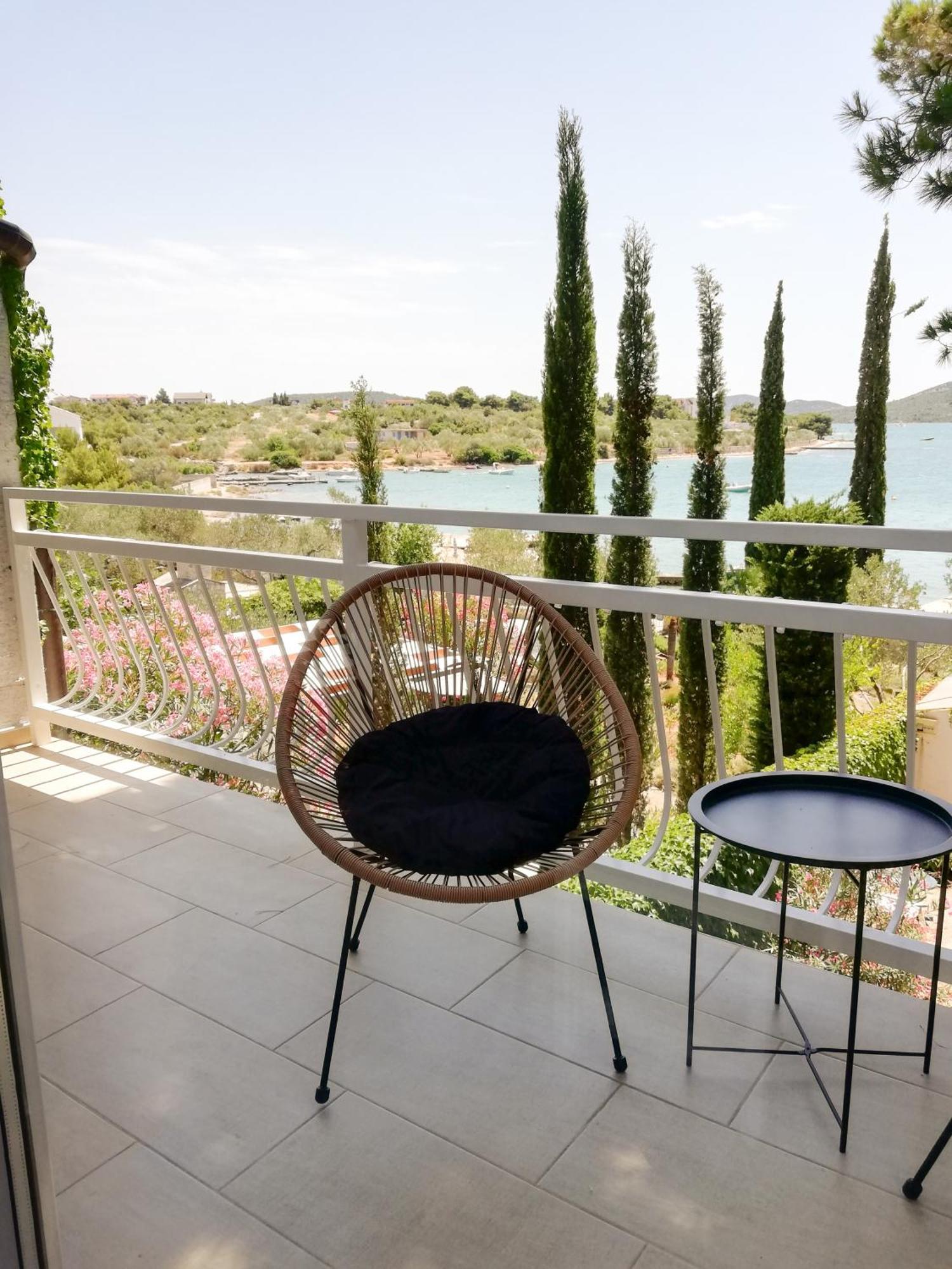 Bed & Breakfast Pansion Rade Hotel Pirovac Cameră foto