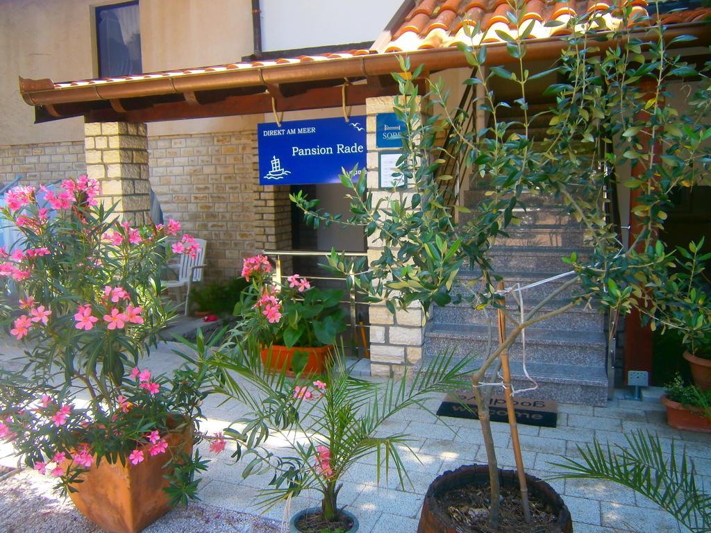 Bed & Breakfast Pansion Rade Hotel Pirovac Exterior foto