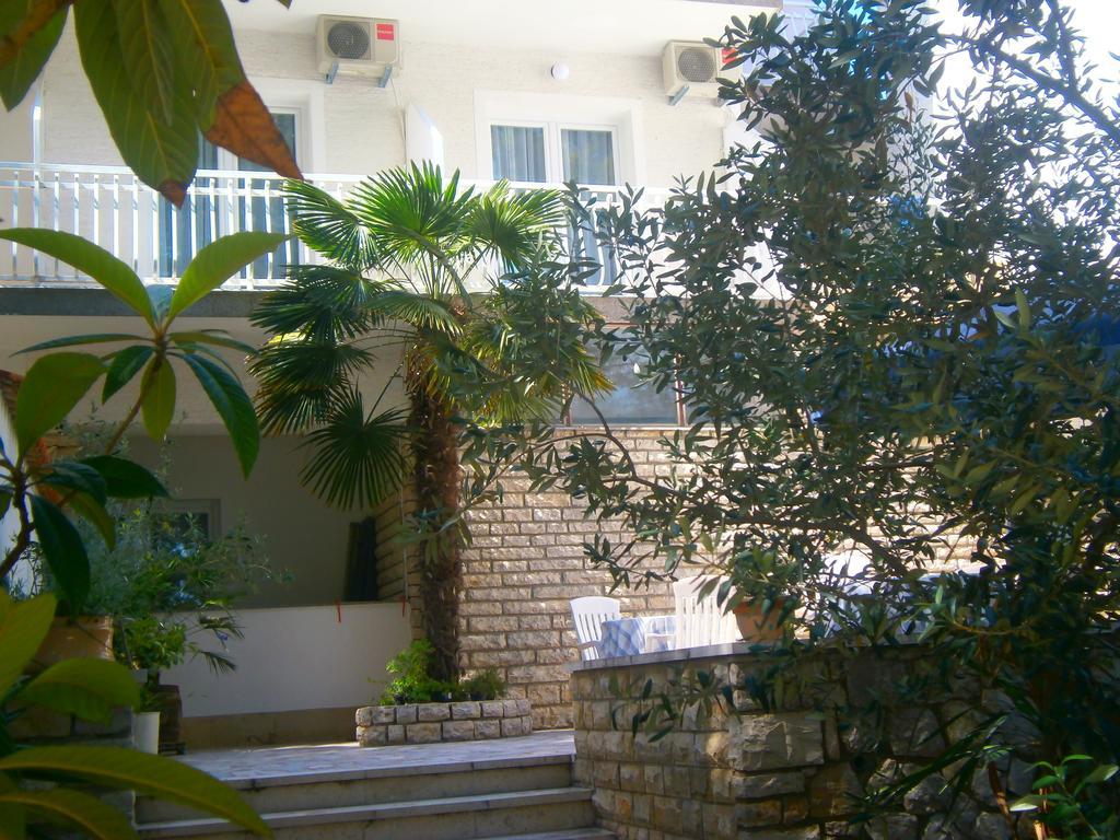 Bed & Breakfast Pansion Rade Hotel Pirovac Exterior foto