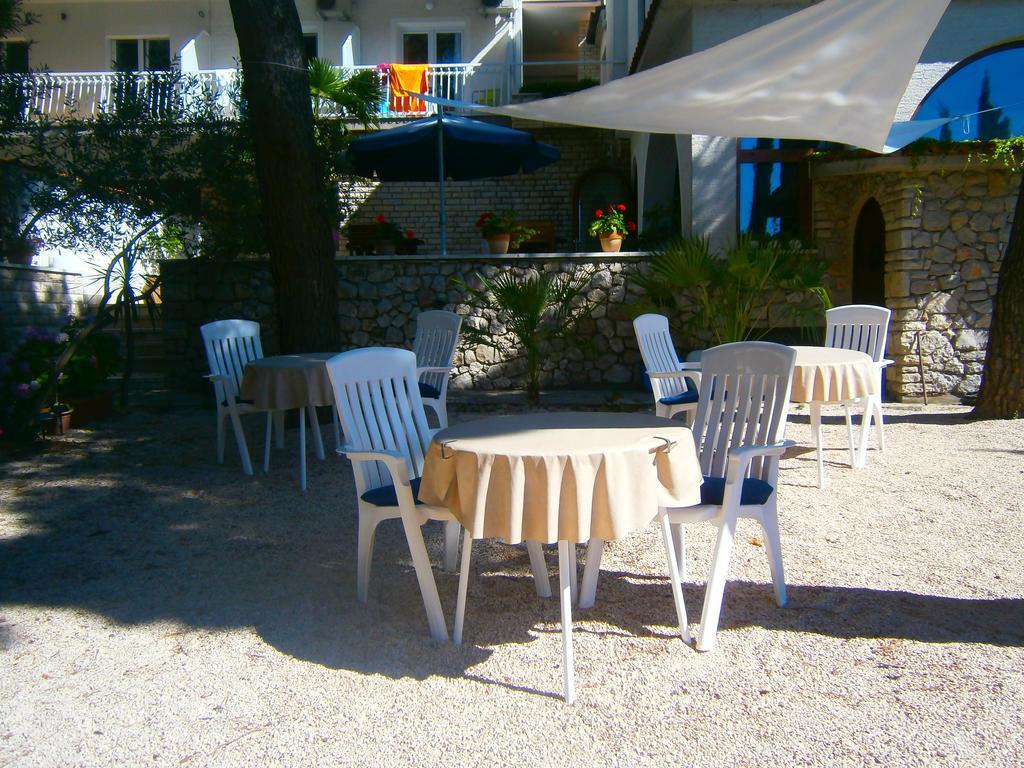 Bed & Breakfast Pansion Rade Hotel Pirovac Exterior foto
